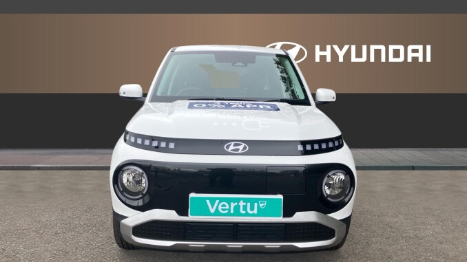Hyundai INSTER 85kW 01 49kWh 5dr Auto Electric Hatchback - Image 3
